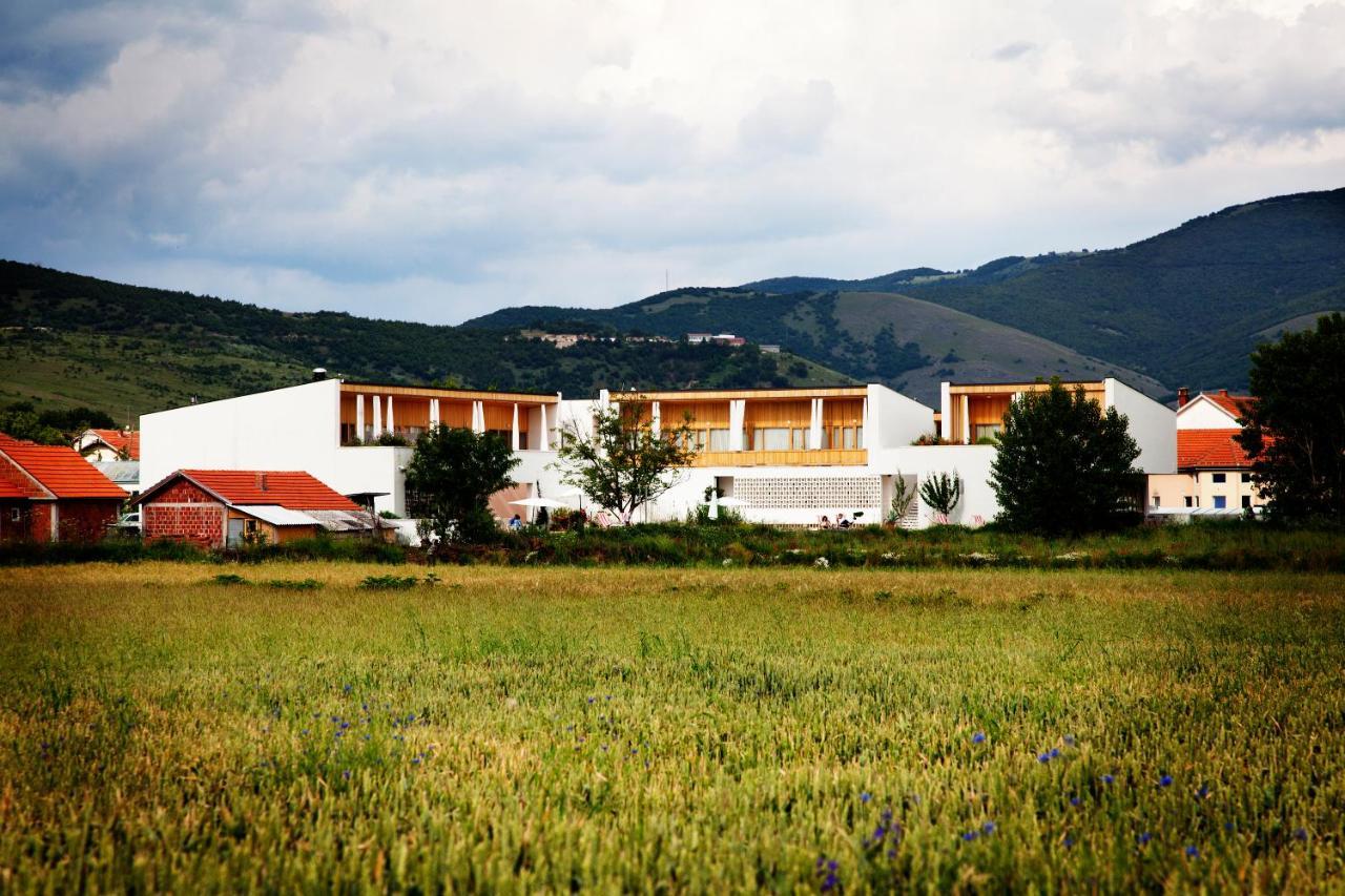 Hotel Gracanica Екстериор снимка